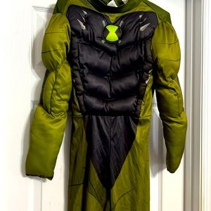 Cartoon Network Green Muscle Halloween Costume / Dress Up